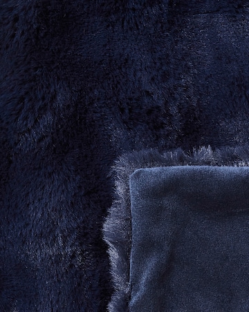 Gray & Osbourn Bubble Faux Fur Throw