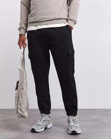 Relaxed Fit Cargo Jogger