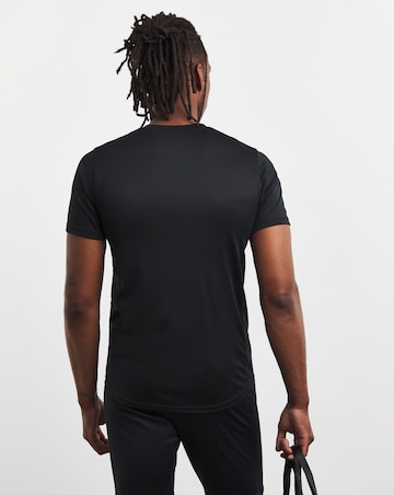 Under Armour Challenger Short Sleeve T-Shirt