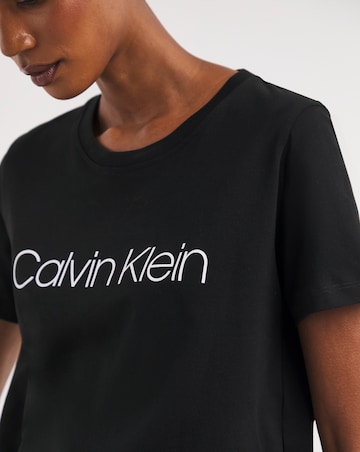 Calvin Klein Core Logo T-Shirt