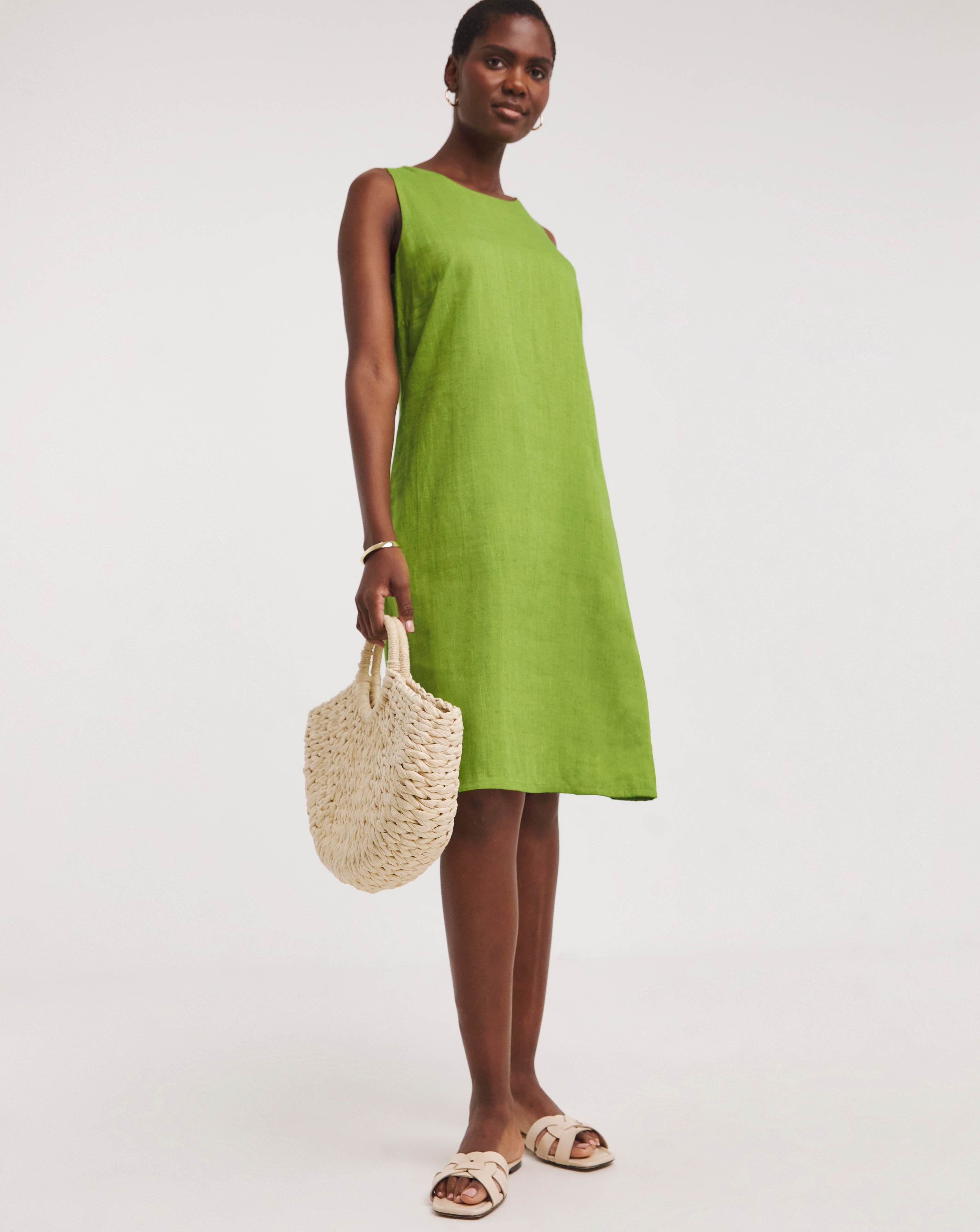 Green linen shift dress hotsell