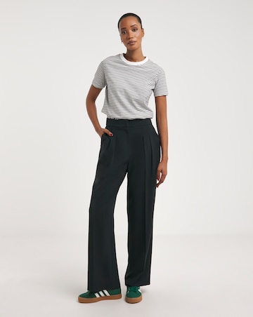 Textured Pleated Wide Leg Trousers