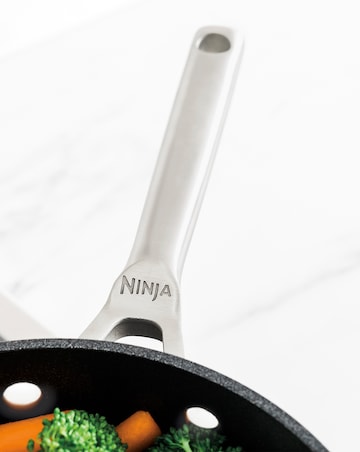 Ninja Foodi ZEROSTICK Stackable 2 Piece Frying Pan Set 20,26 CM