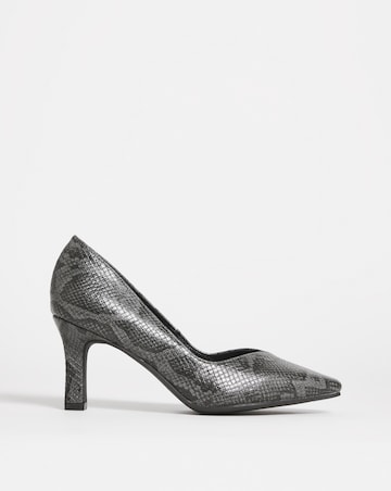 Heeled Court Shoe E Fit