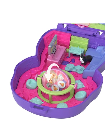 Polly Pocket Sleepover Puppy Compact Playset