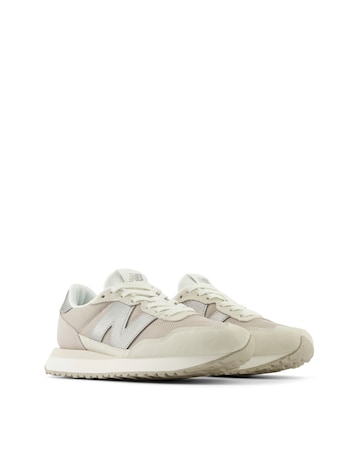 New Balance 237 Trainers