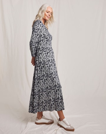 Julipa Pintuck Midi Dress