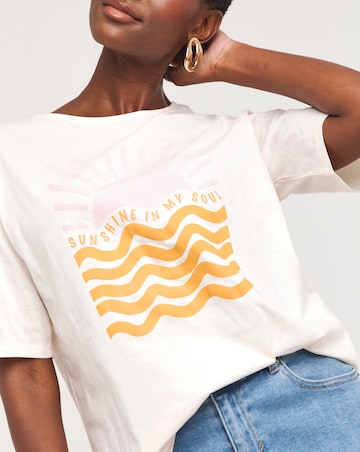 Sunshine Graphic T-Shirt