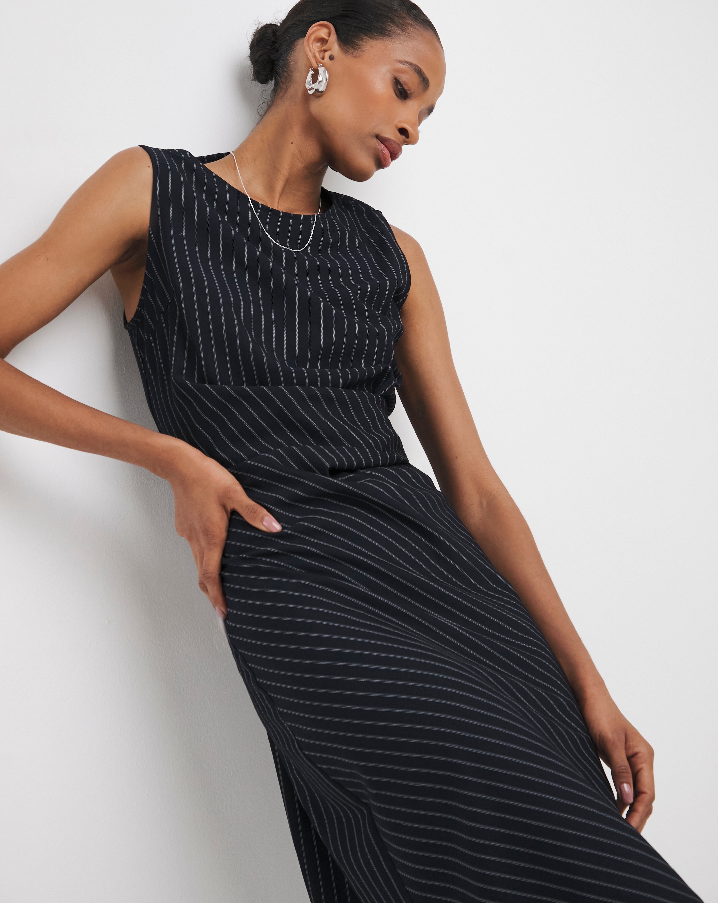 Top W by Worth navy pinstripe dress NWT sz 2