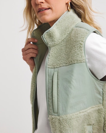 Lightweight Borg Gilet